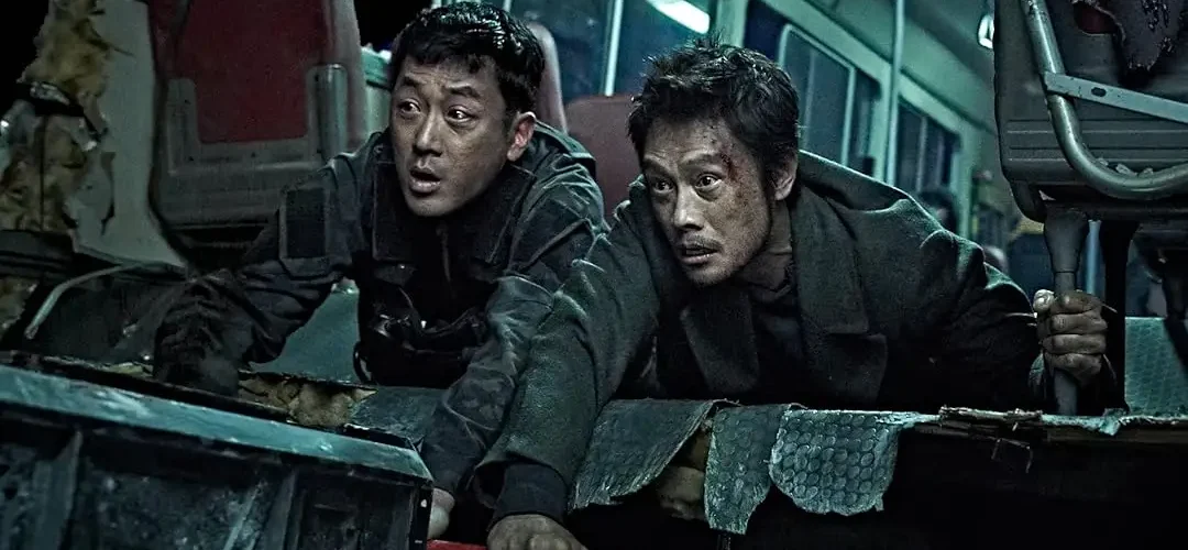 Scene from Ashfall (2019) showing Baekdu Mountain eruption in the Korean disaster movie